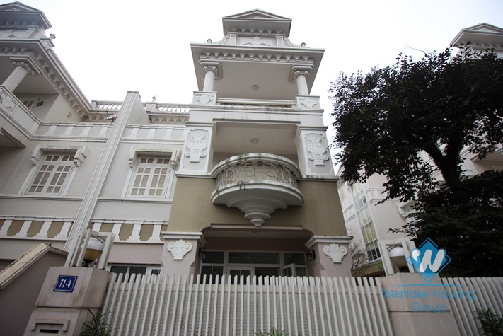 A big villa for rent in T Ciputra International Ha Noi City